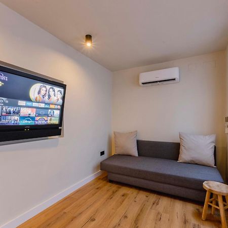 Apartamento Acogedor Frente A Mercat Central Valensiya Dış mekan fotoğraf