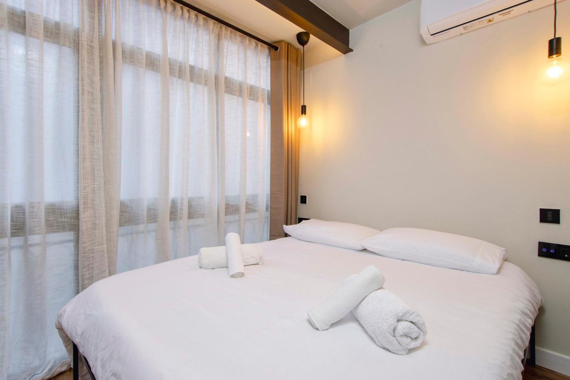 Apartamento Acogedor Frente A Mercat Central Valensiya Dış mekan fotoğraf